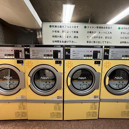 デザイナーズルーム新宿 エレベーター付　繫華街に至近 最大6人 　飲食店集中　買い物便利 Токіо Екстер'єр фото